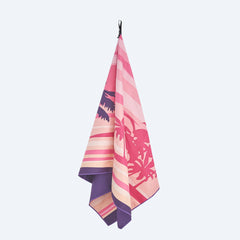 Mindil Beach Towel & Pouch Newlyfe