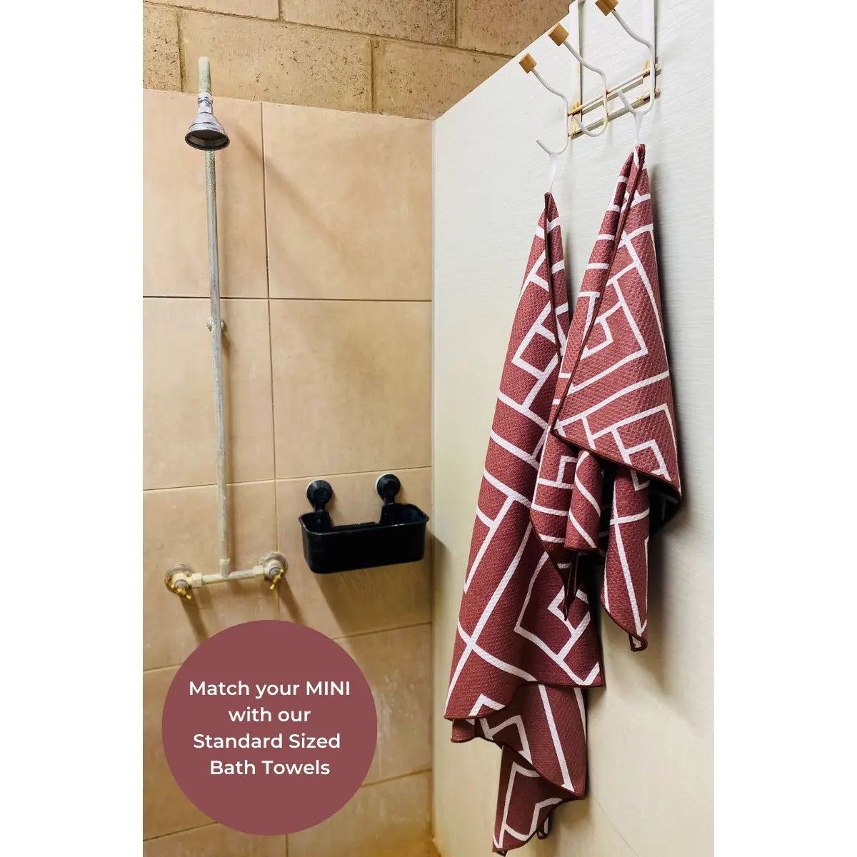 QUICK DRY AND COMPACT BATH TOWEL FOR TRAVEL