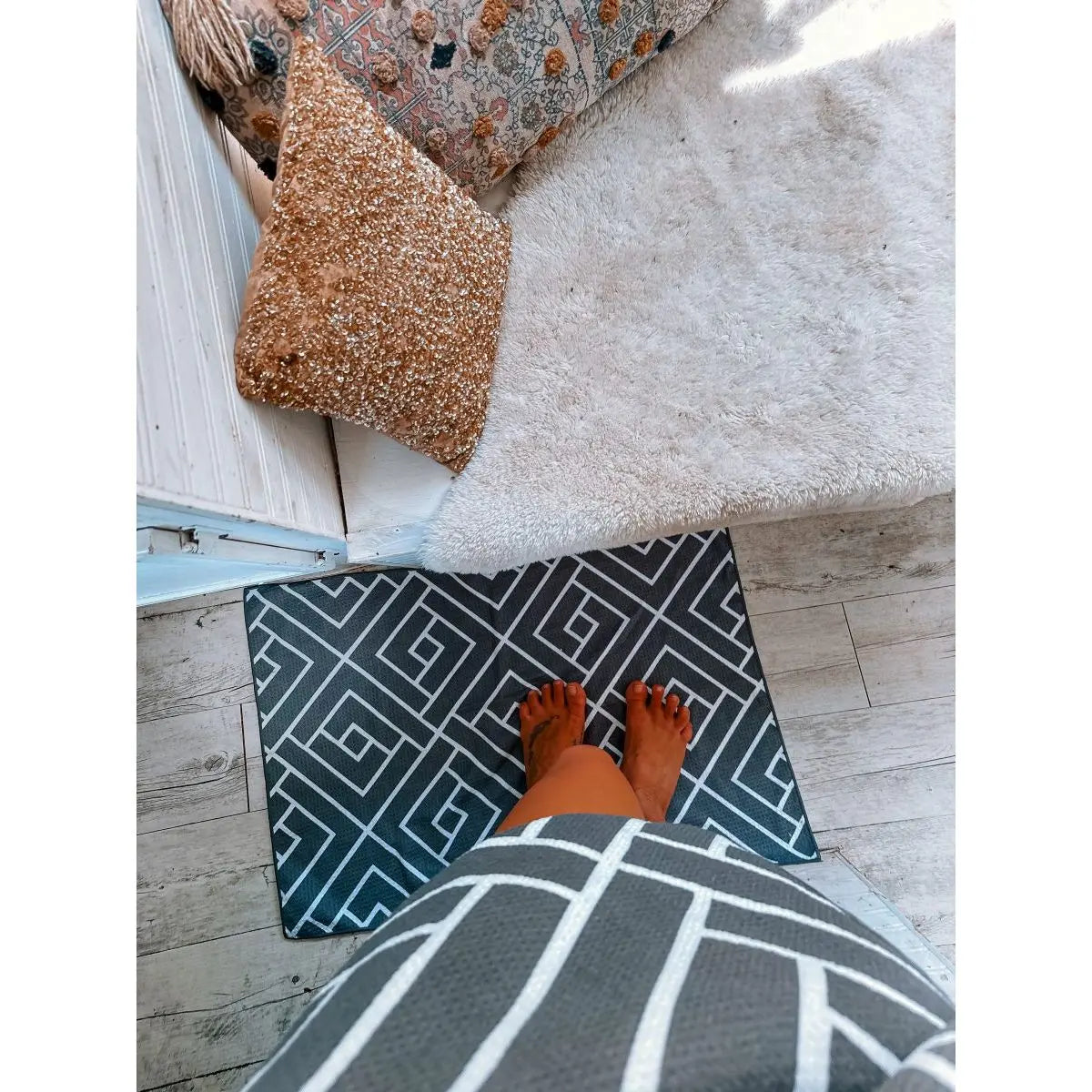 BATH MAT FOR CARAVAN AND CAMPING
