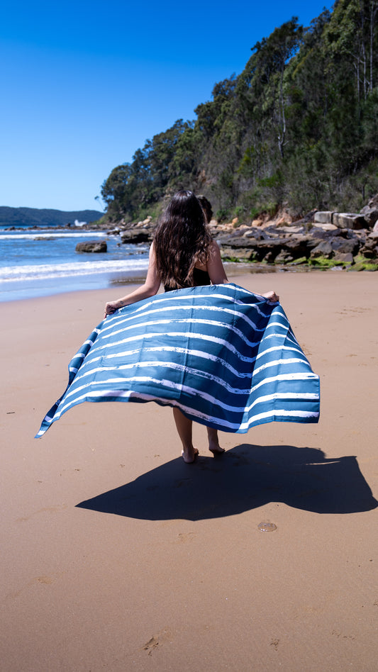 Palm Cove Large Beach Towel & Pouch