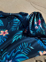 SAND FREE BEACH TOWEL + SWIM BAG